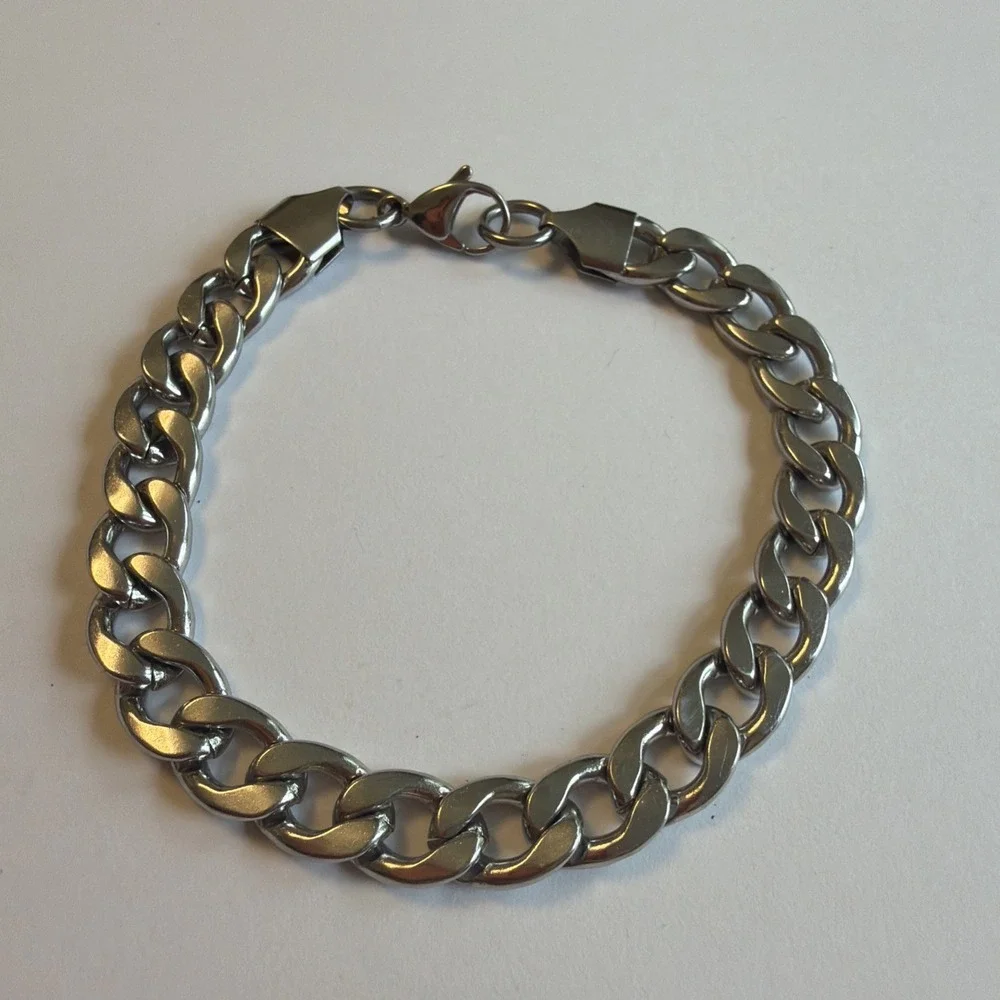 Mens Steeltime Stainless Silver Chunky Cuban Chain Link Bracelet 8.25